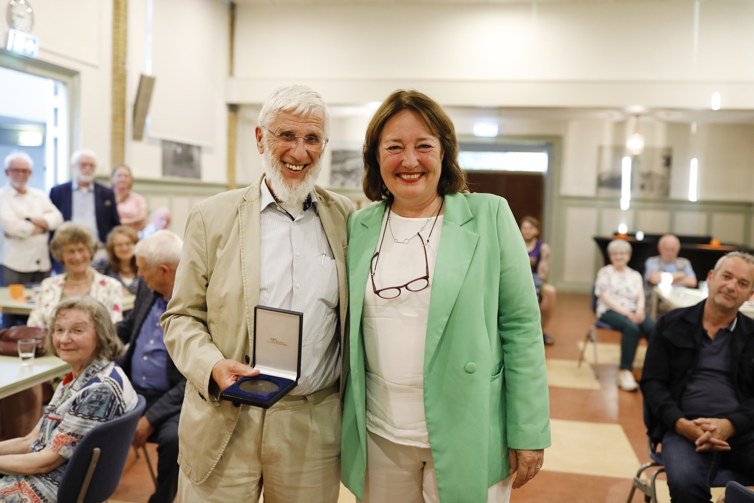 Teun van Dijk receives Metropolis Medal