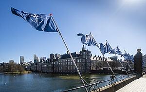 NATO flags along the Hofvijver